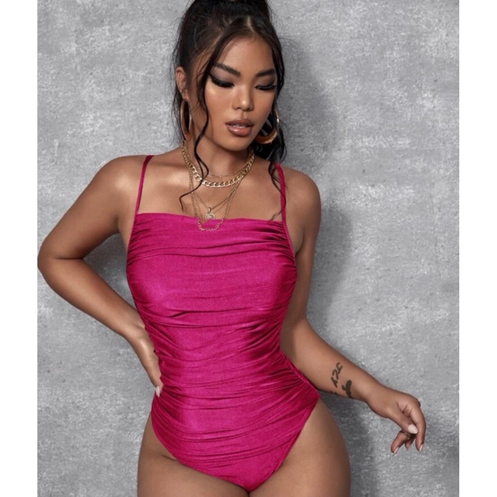 NEW backless lace cami bodysuit. Size M/6.